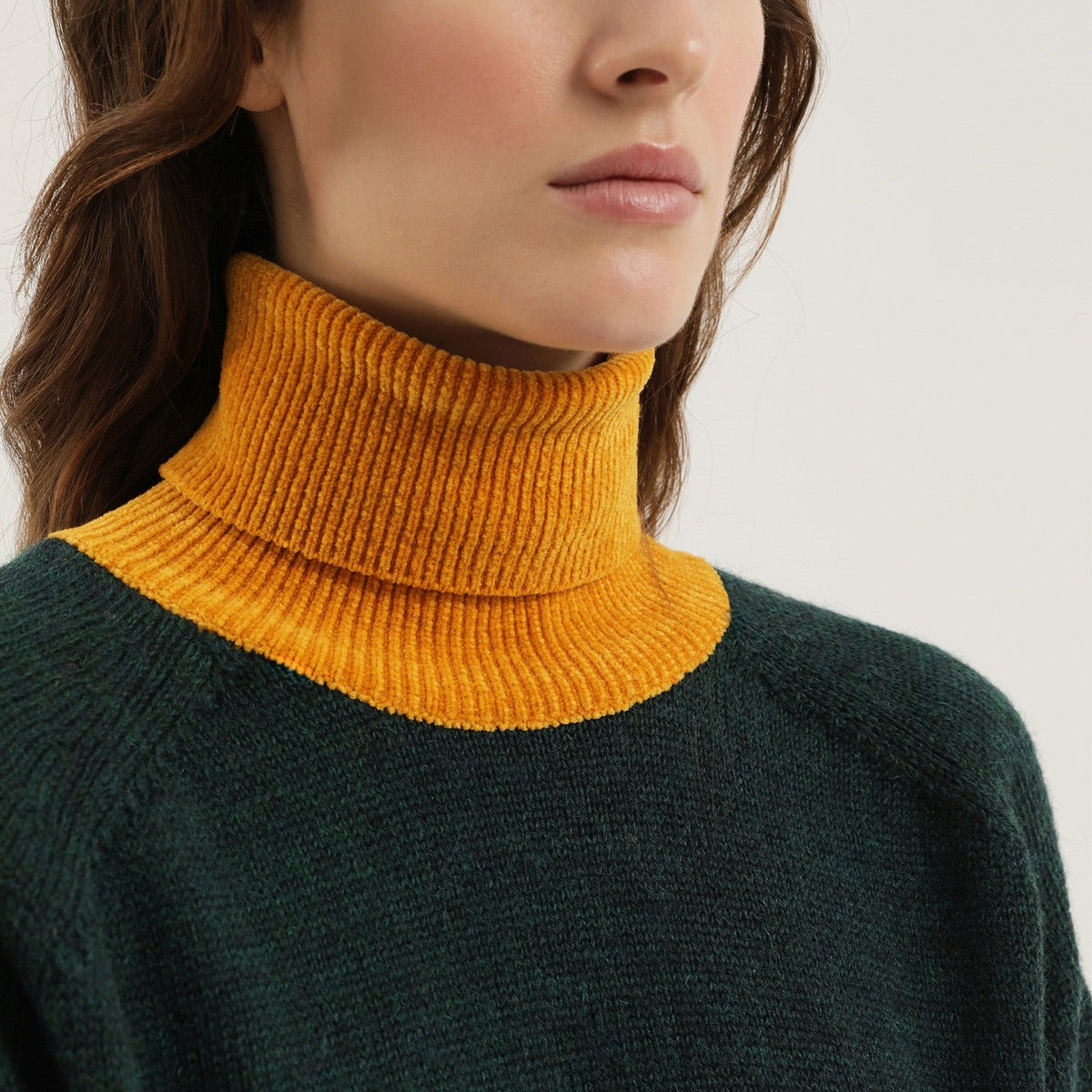 1989 Studio Green And Yellow Turtleneck Sweater Women 1989 STUDIO