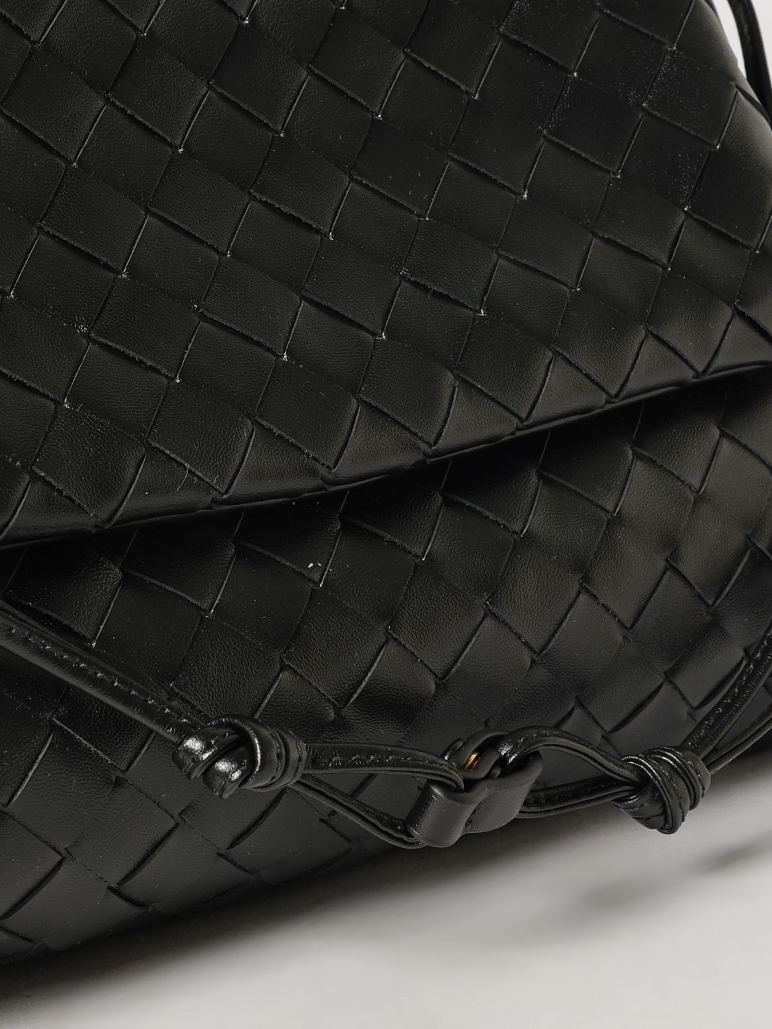 Bottega Veneta Women Bottega Veneta Women Small Intrecciato Calfskin Bottega Veneta Shoulder Bag With Knot Detail BOTTEGA VENETA