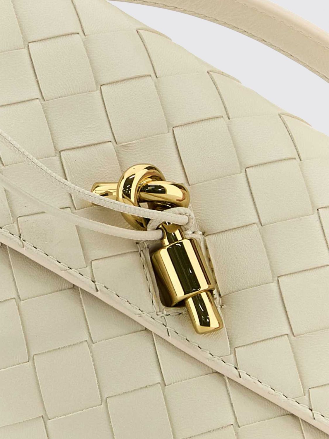 Bottega Veneta Women Medium Andiamo Intrecciato Lambskin Bottega Veneta Top Handle Bag BOTTEGA VENETA