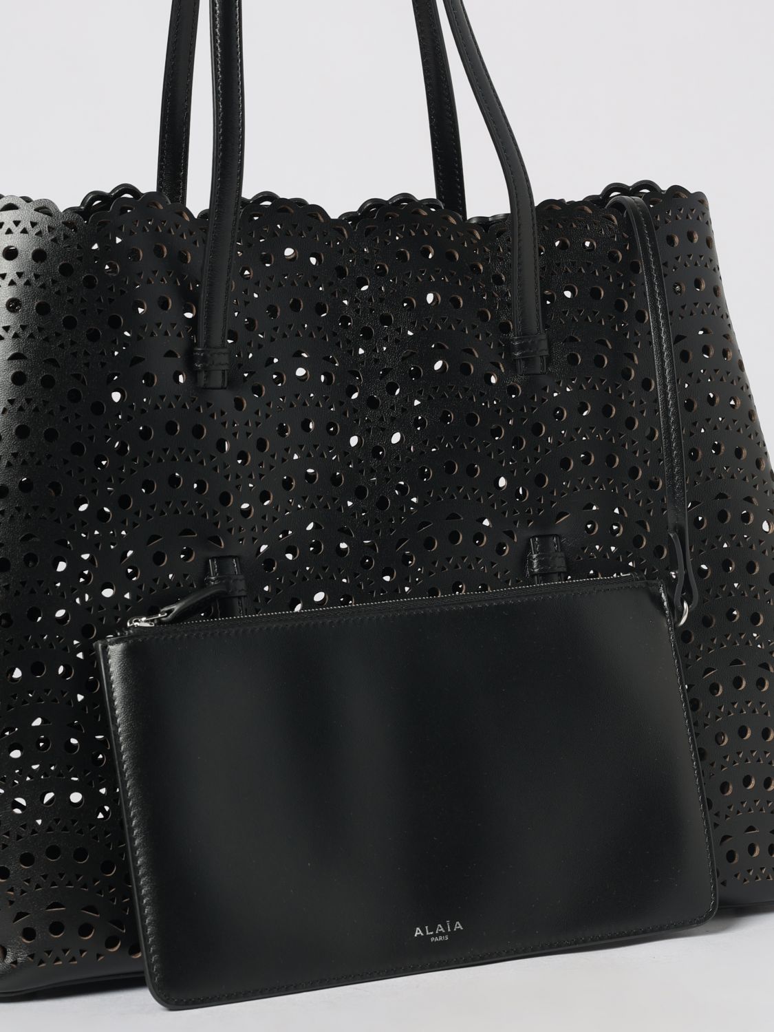 Alai�A Women Mina Perforated Smooth Calf Leather Shoulder Bag Alai�A With Double Handle ALAIA
