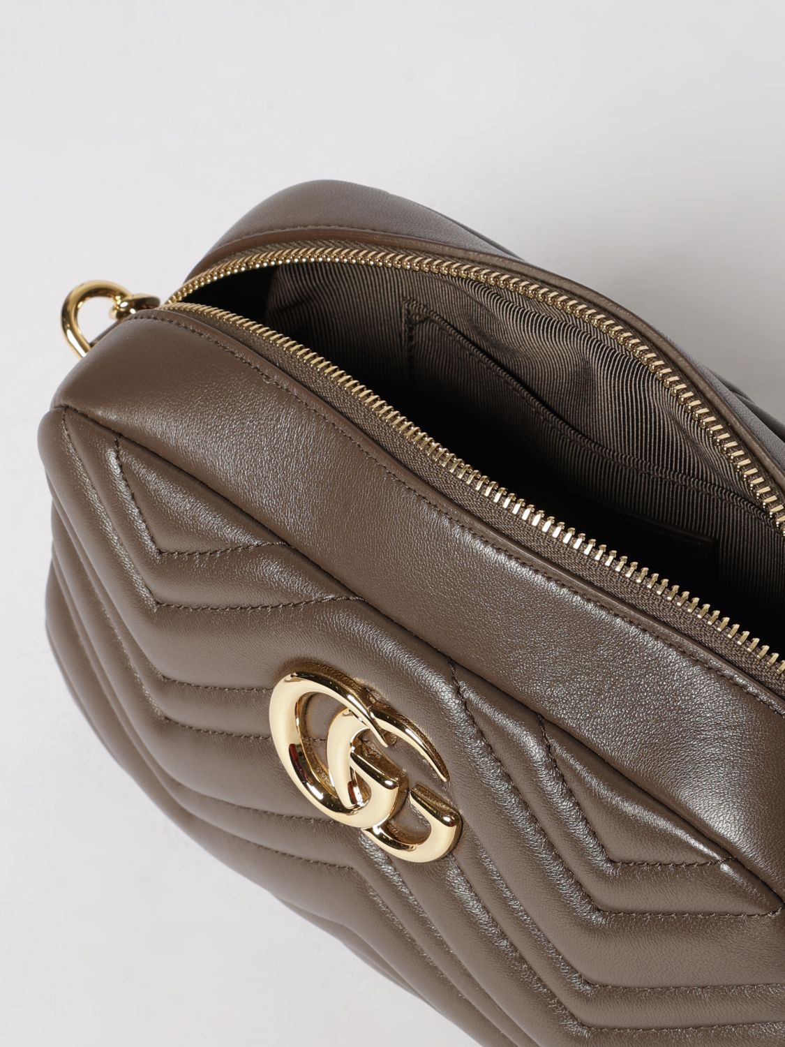 Gucci Women Gg Marmont Chevron Matelasse Nappa Crossbody Bag Gucci