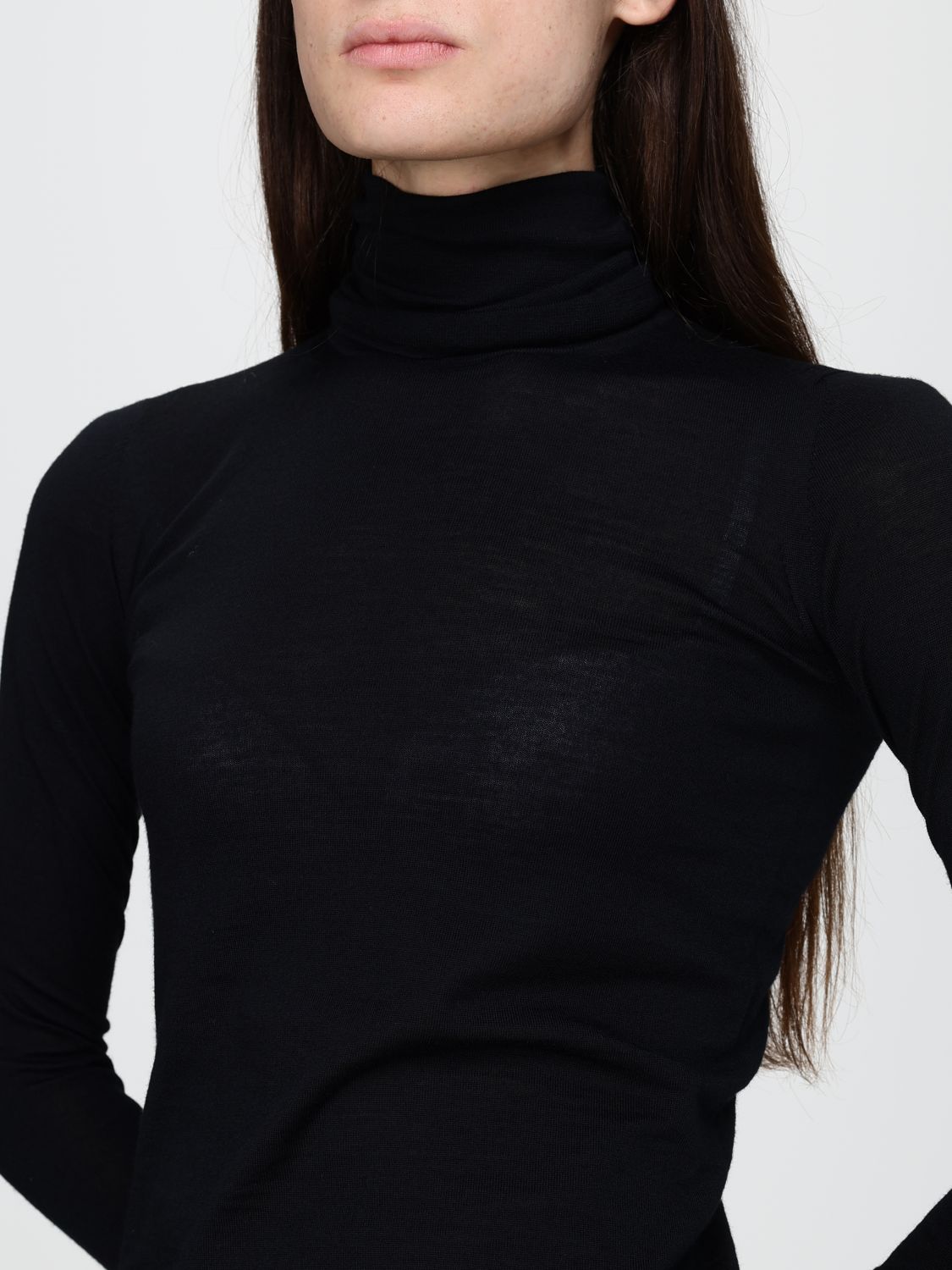 Max Mara Women Slim Fit Long-Sleeved Turtleneck Jumper Max Mara In Pure Wool MAX MARA