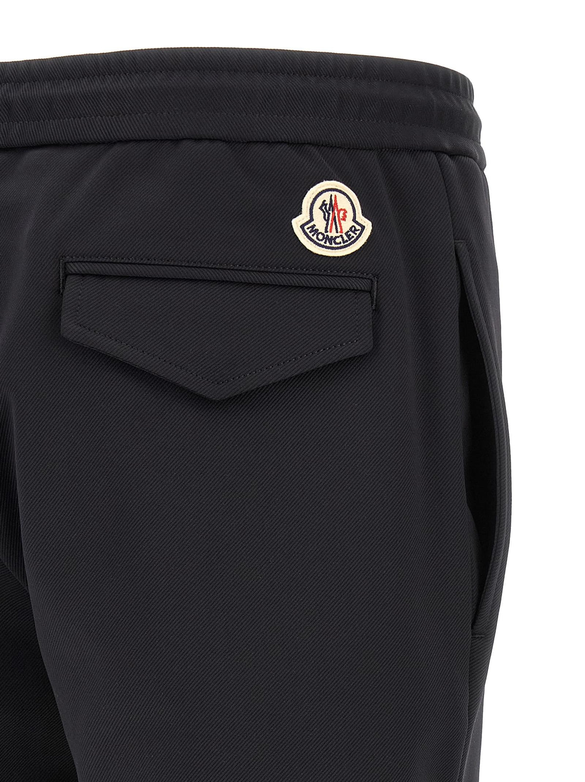 Moncler Men Logo Patch Joggers MONCLER