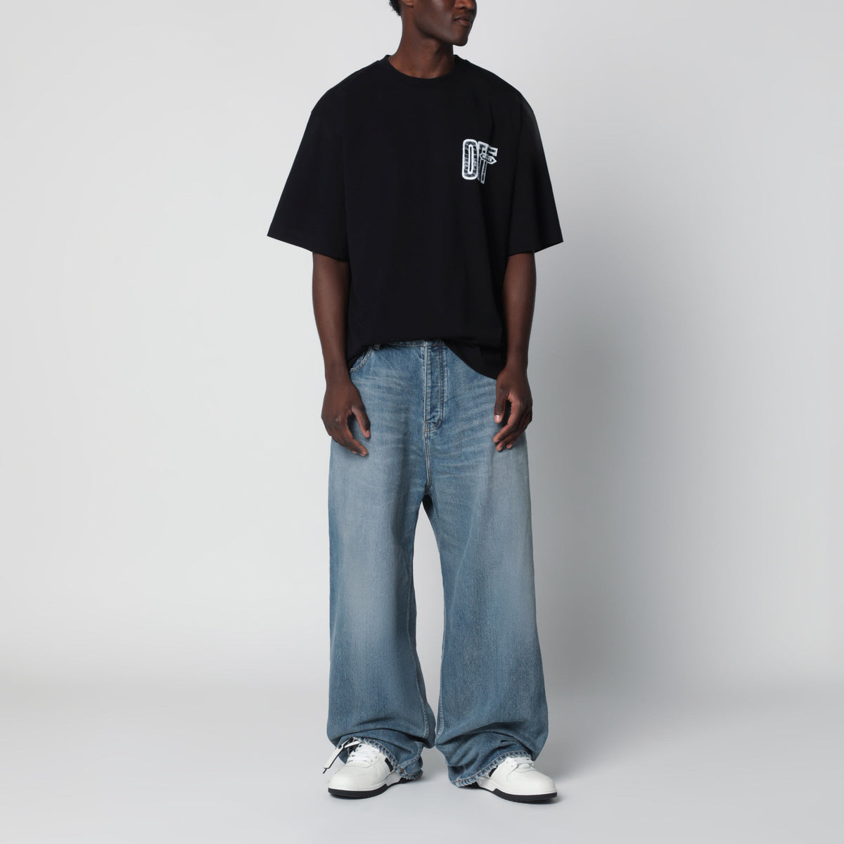 Off-White Motion Arrow Logo T-Shirt In Black Cotton Men OFF-WHITE