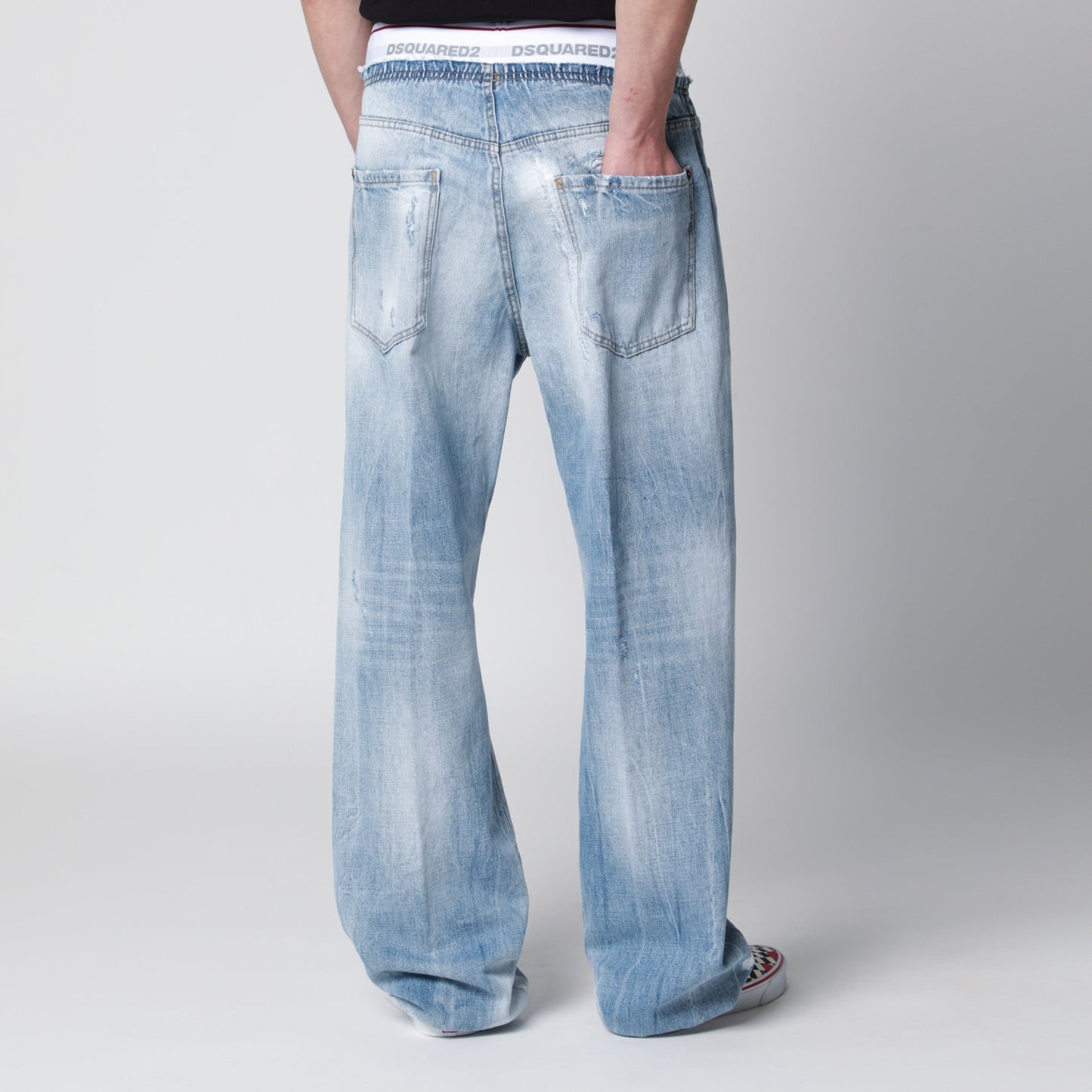 Dsquared2 Light-Wash Blue Denim Jogger Jeans Men DSQUARED2