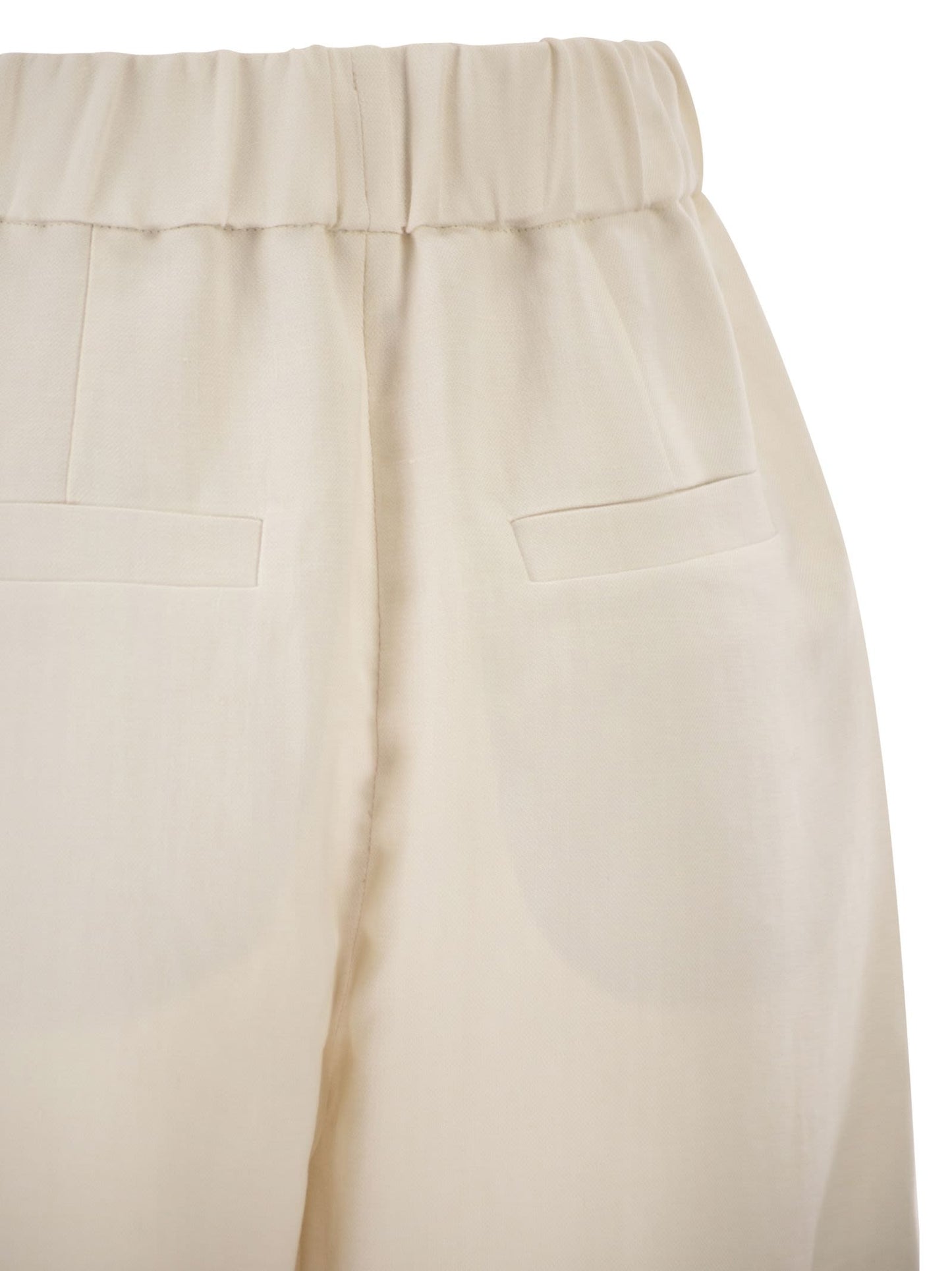 Brunello Cucinelli Women Baggy Shorts In Fluid Viscose And Linen Twill BRUNELLO CUCINELLI