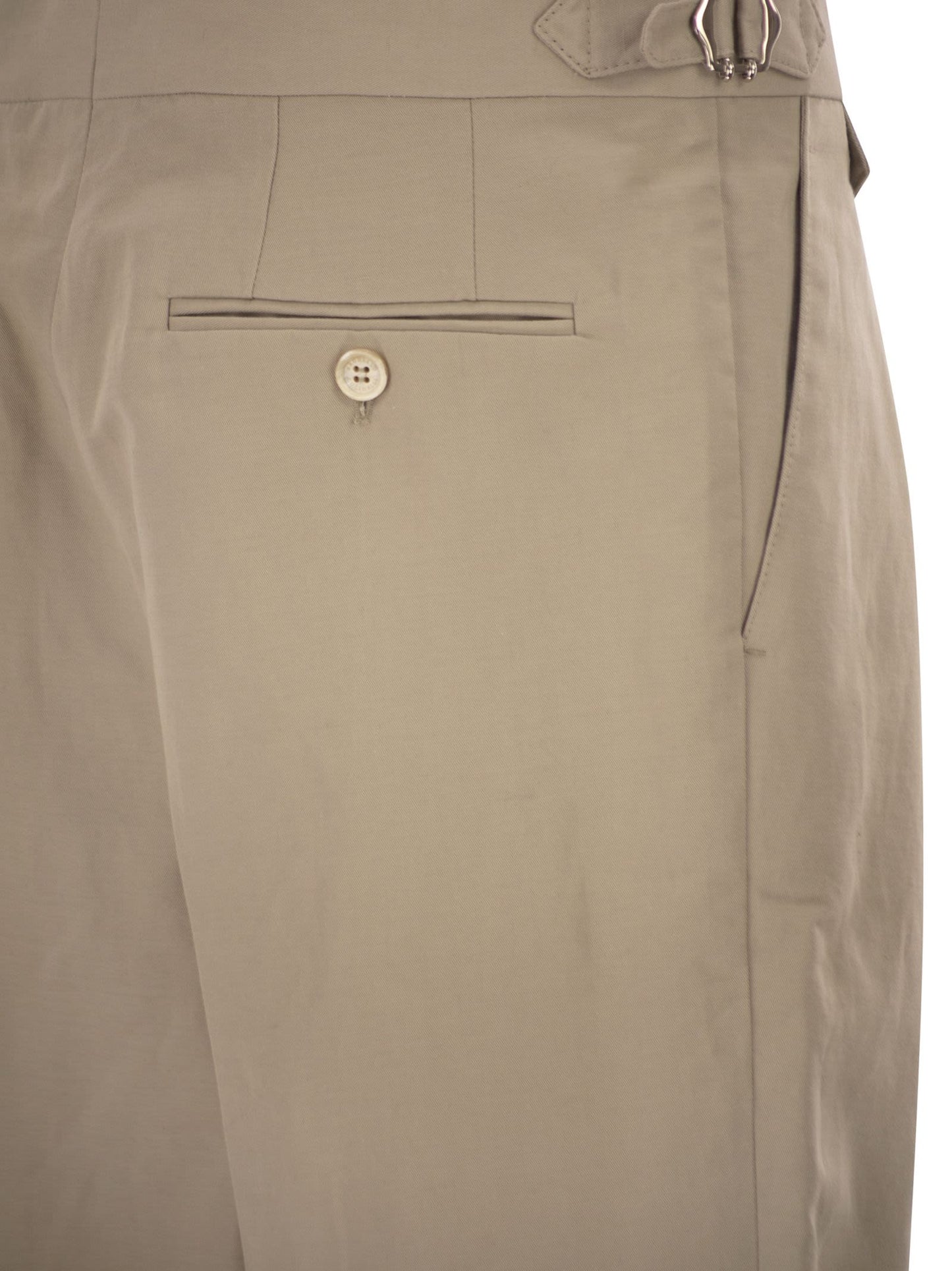 Brunello Cucinelli Men Cotton And Linen Panama Bermuda Shorts BRUNELLO CUCINELLI