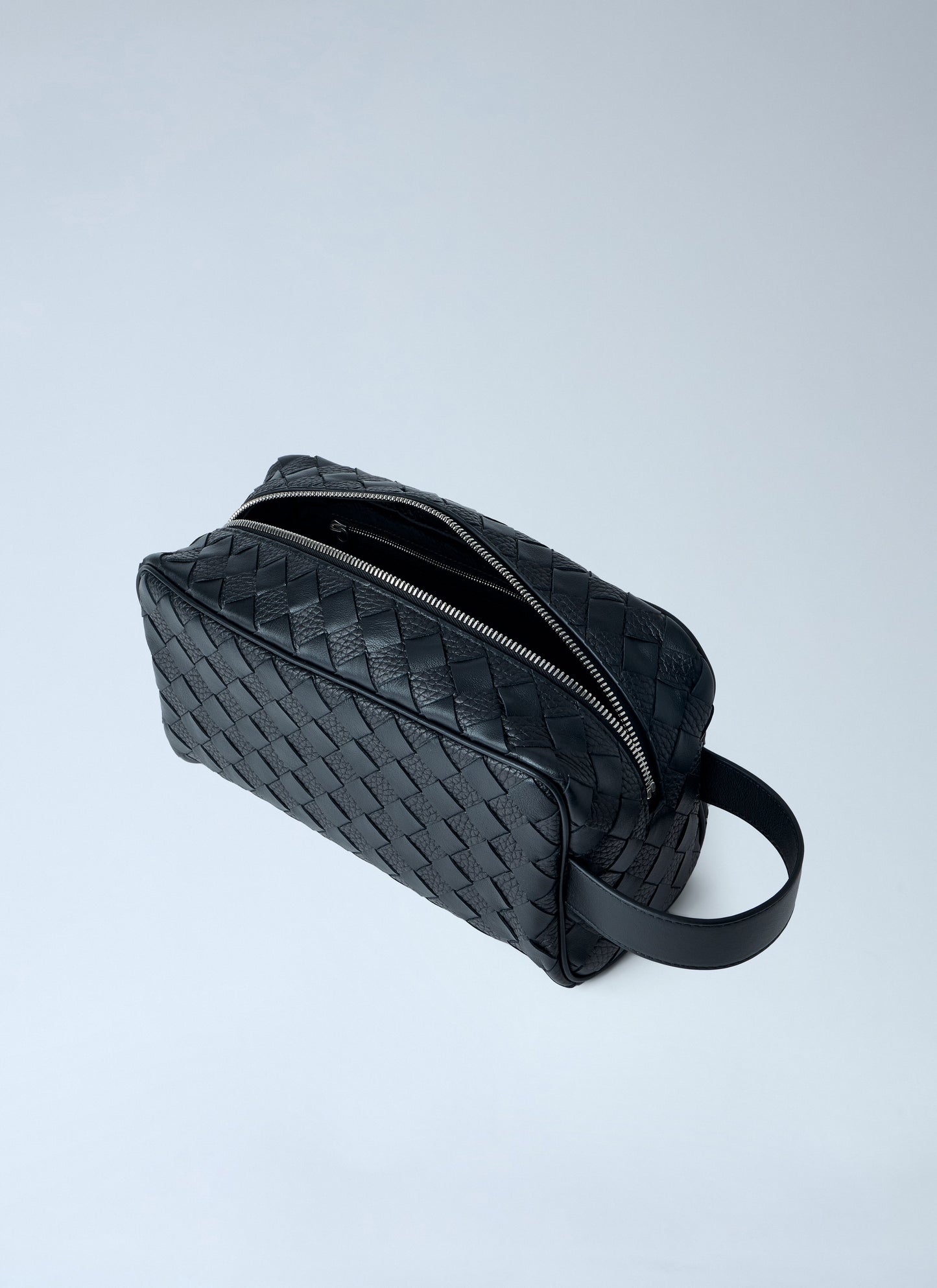 Bottega Veneta Men Intrecciato Travel Pouch BOTTEGA VENETA