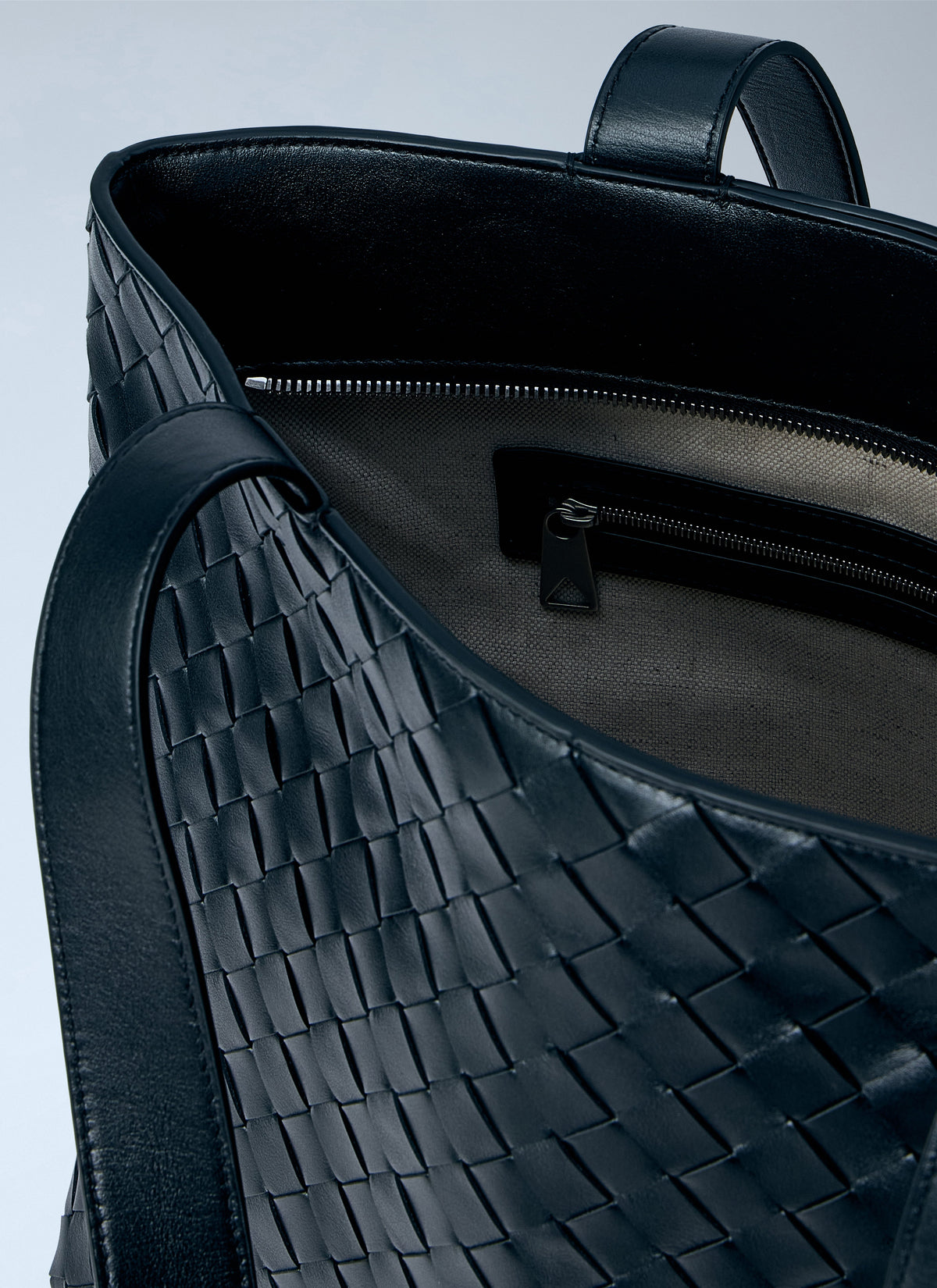 Bottega Veneta Men Small Intrecciato Zipped Tote BOTTEGA VENETA