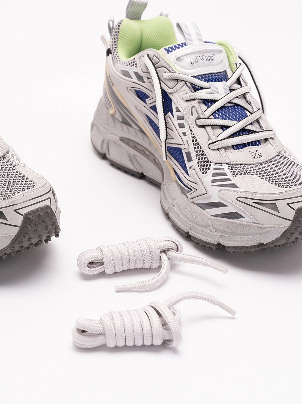 Off White Men `Ow Be Right Back Worn Out Effect` Sneakers OFF-WHITE