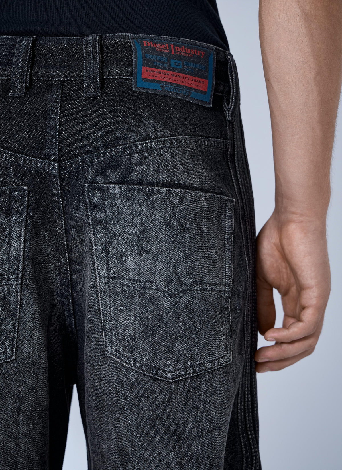 Diesel Men D-Enim-M Shorts DIESEL