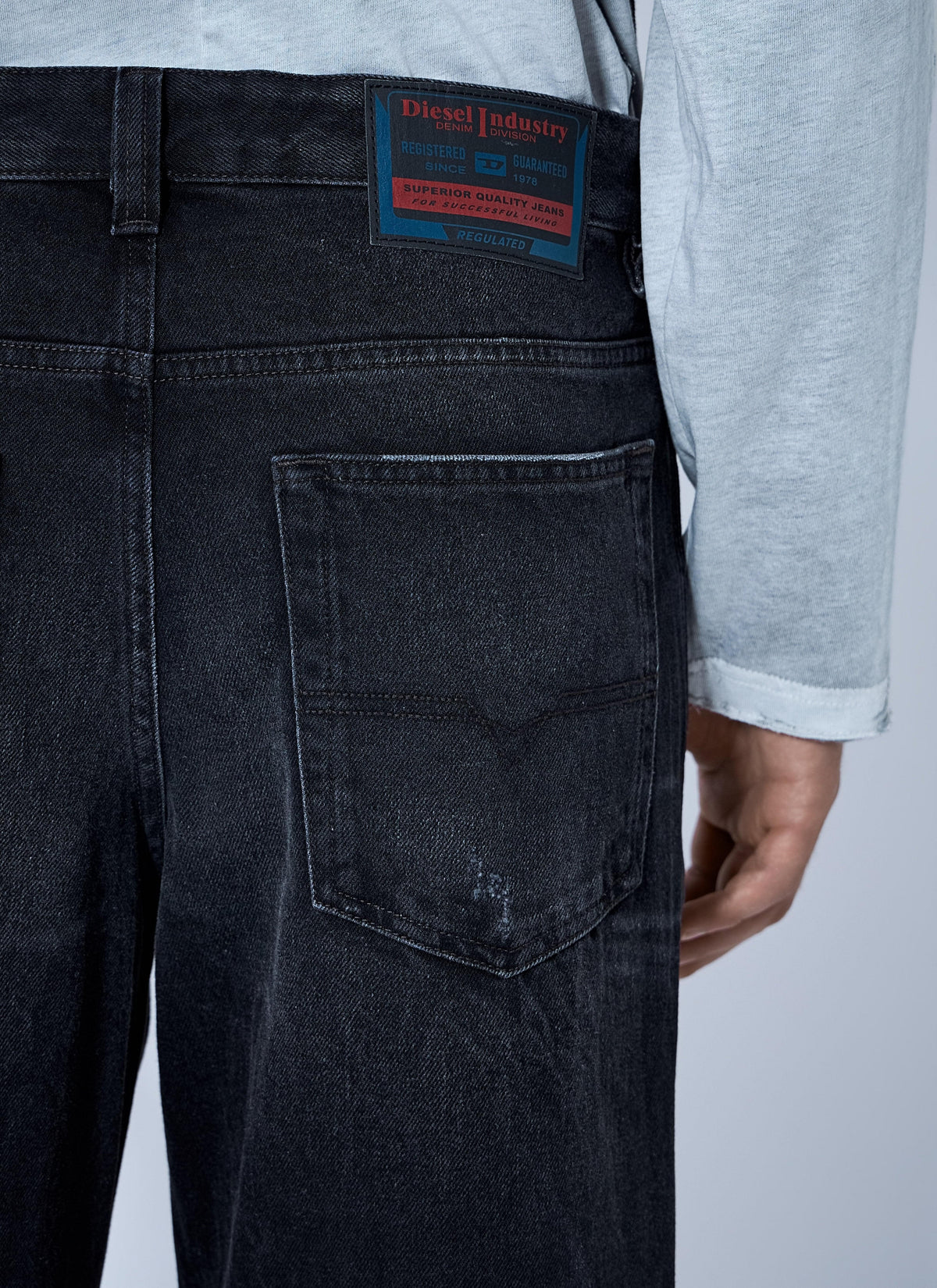 Diesel Men 2001 D-Macro Jeans DIESEL