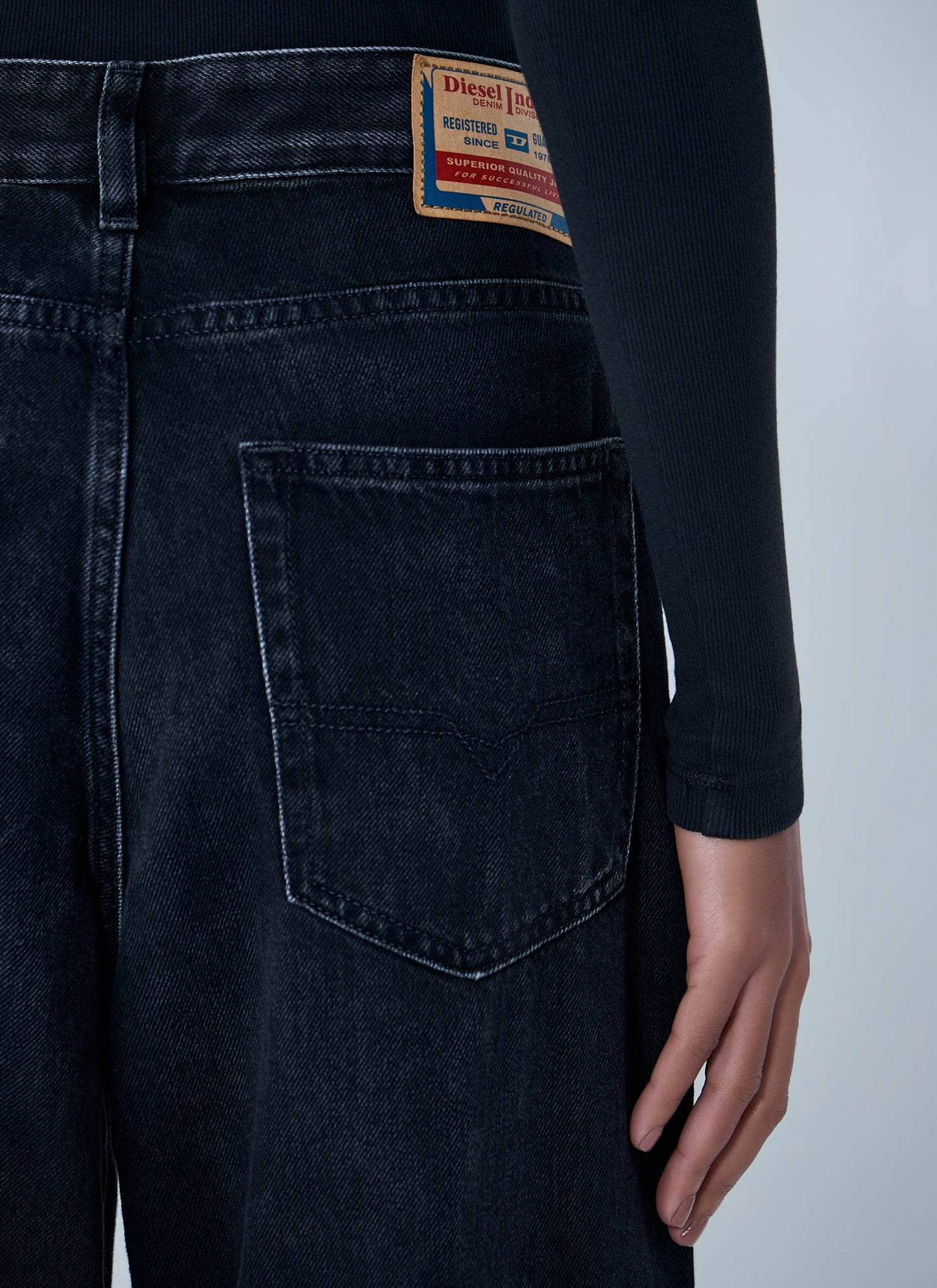 Diesel Women 1996 D-Sire Jeans DIESEL