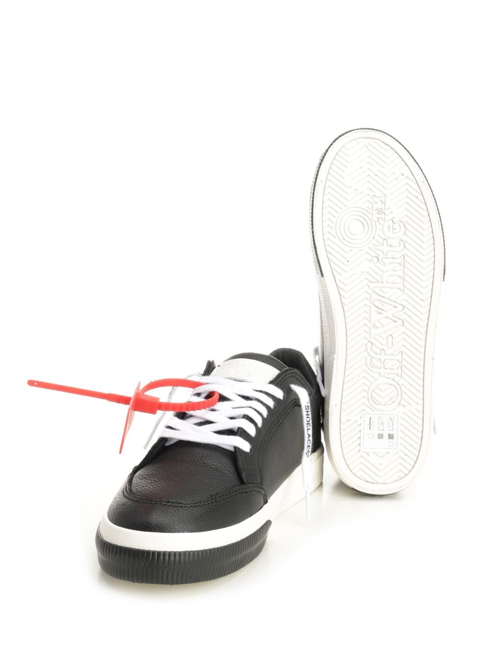 Off-White Men Vulcanized Low Sneakers OFF-WHITE