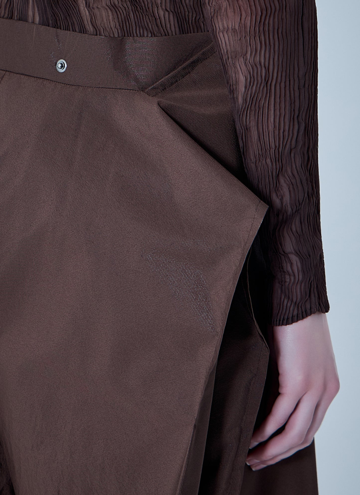 Issey Miyake Women Akimbo Woven Pants ISSEY MIYAKE