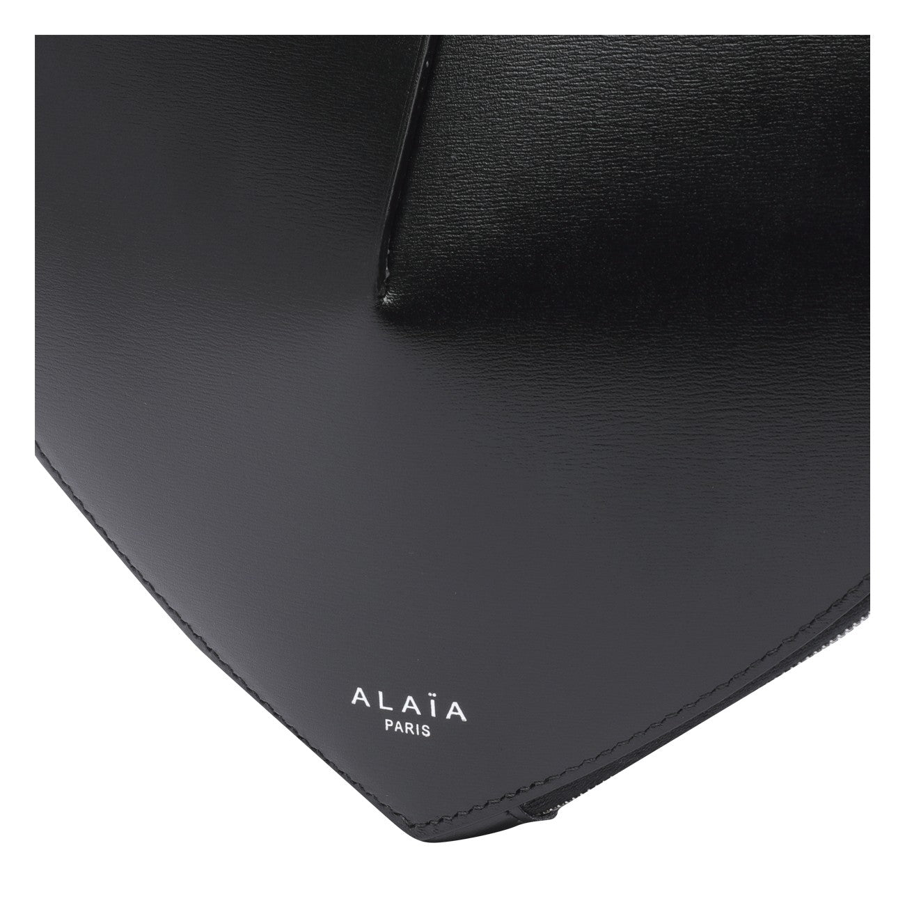 Alaia Women Le Coeur Crossbody Bag ALAIA