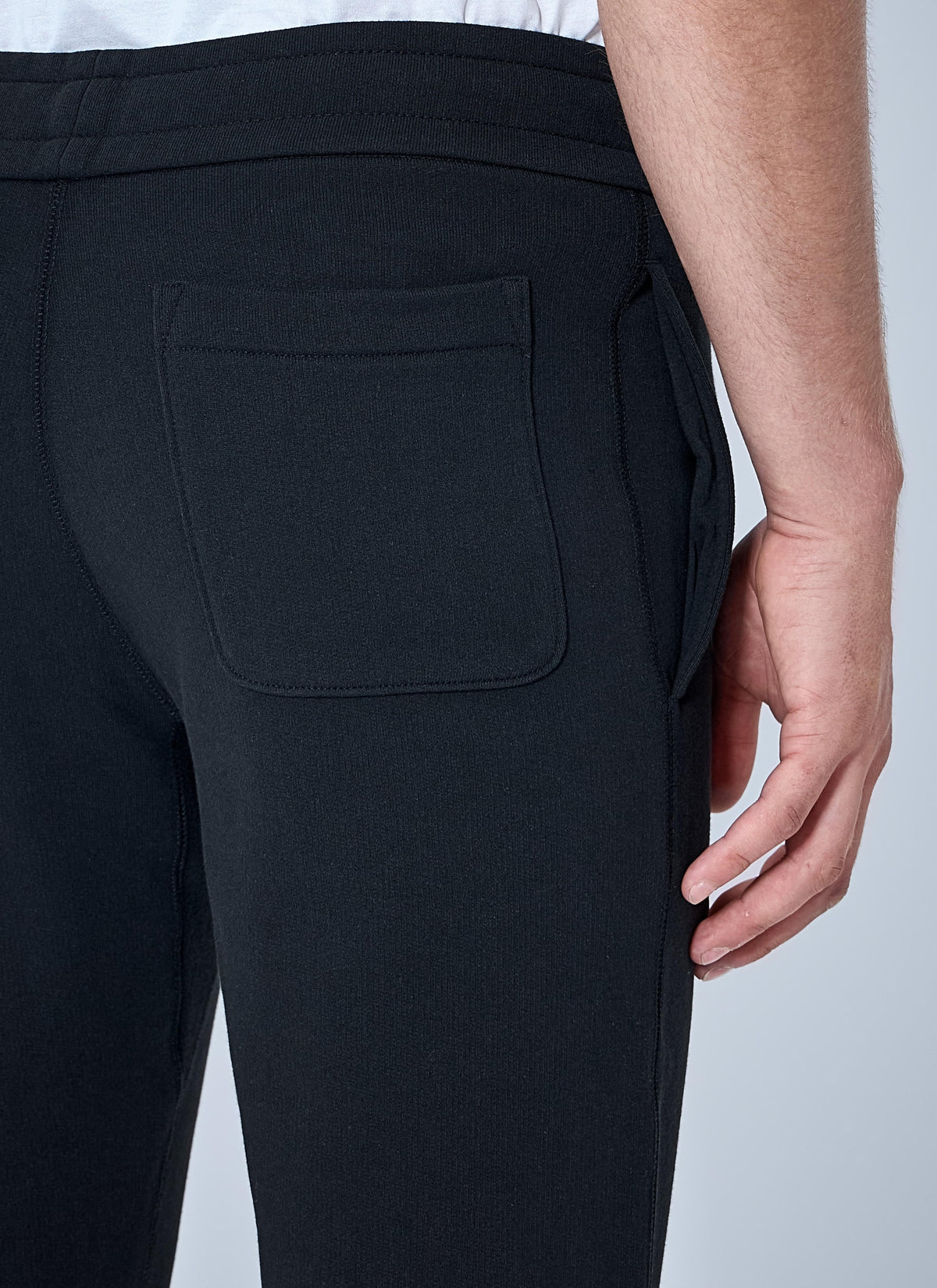 Moncler Men Logo Patch Joggers MONCLER