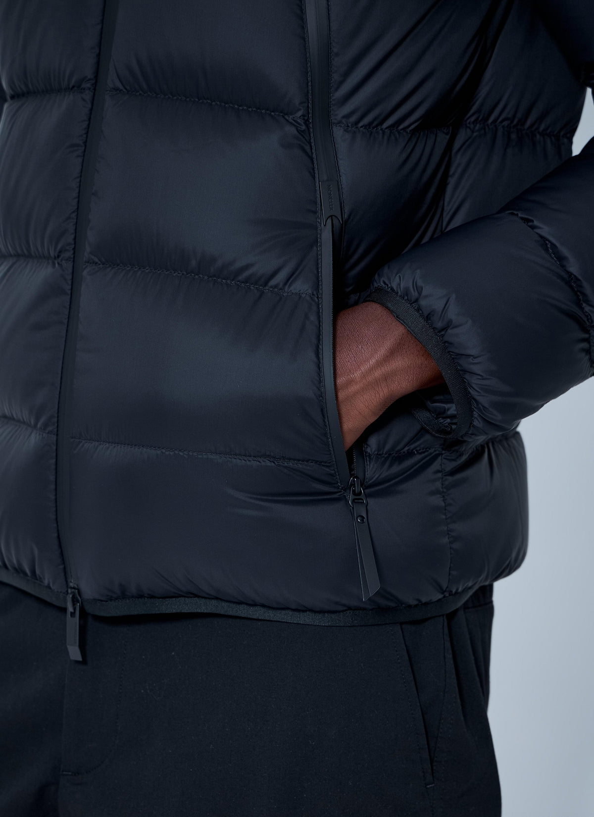 Moncler Men Dalalven Short Down Jacket MONCLER