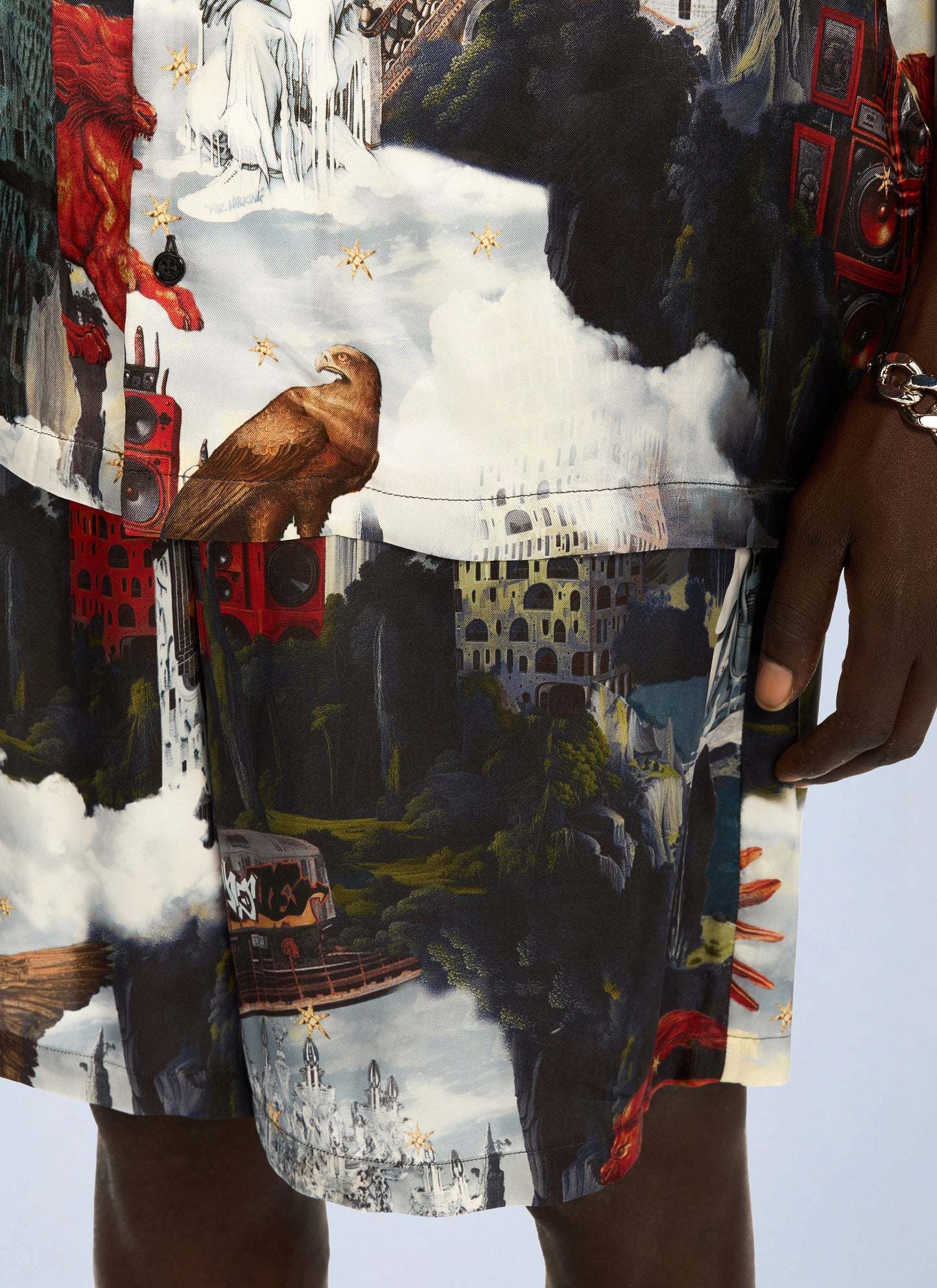 Off-White Men World Paint Viscose Bowling Shorts OFF-WHITE