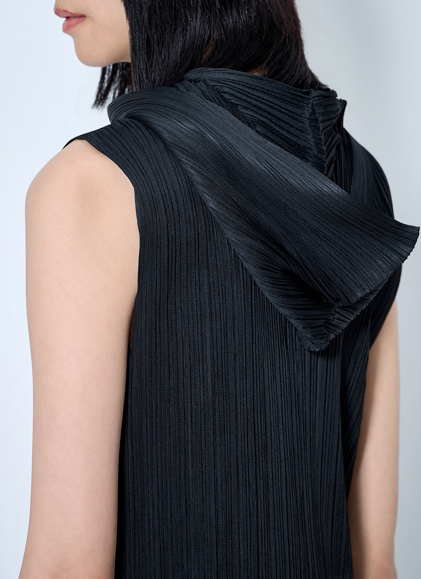 Pleats Please Issey Miyake Women Pleated Zip-Front Sleeveless Tio PLEATS PLEASE ISSEY MIYAKE