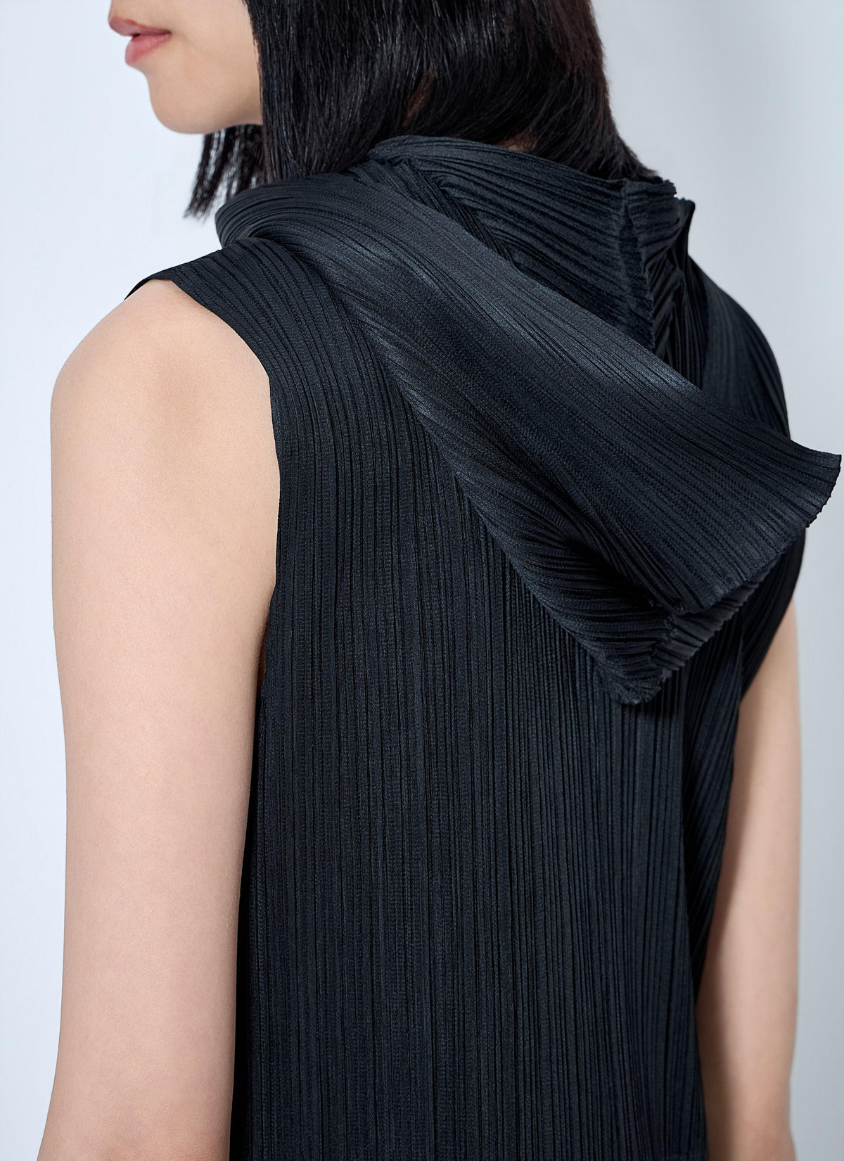Pleats Please Issey Miyake Women Pleated Zip-Front Sleeveless Tio PLEATS PLEASE ISSEY MIYAKE