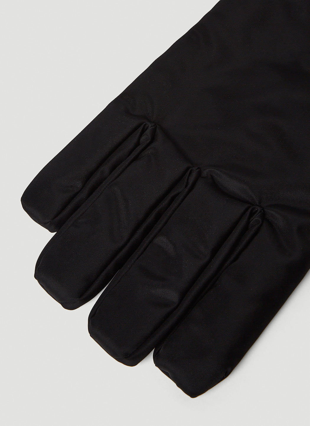 Prada Men Re-Nylon Gloves PRADA