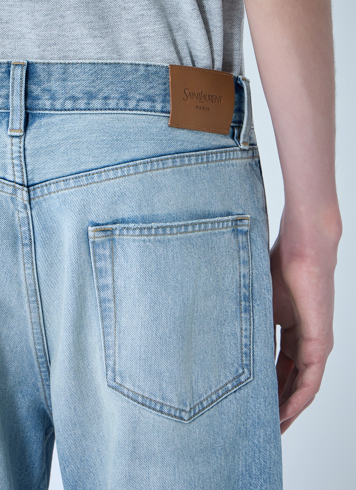 Saint Laurent Men Loose Straight Mid-Rise Jeans SAINT LAURENT
