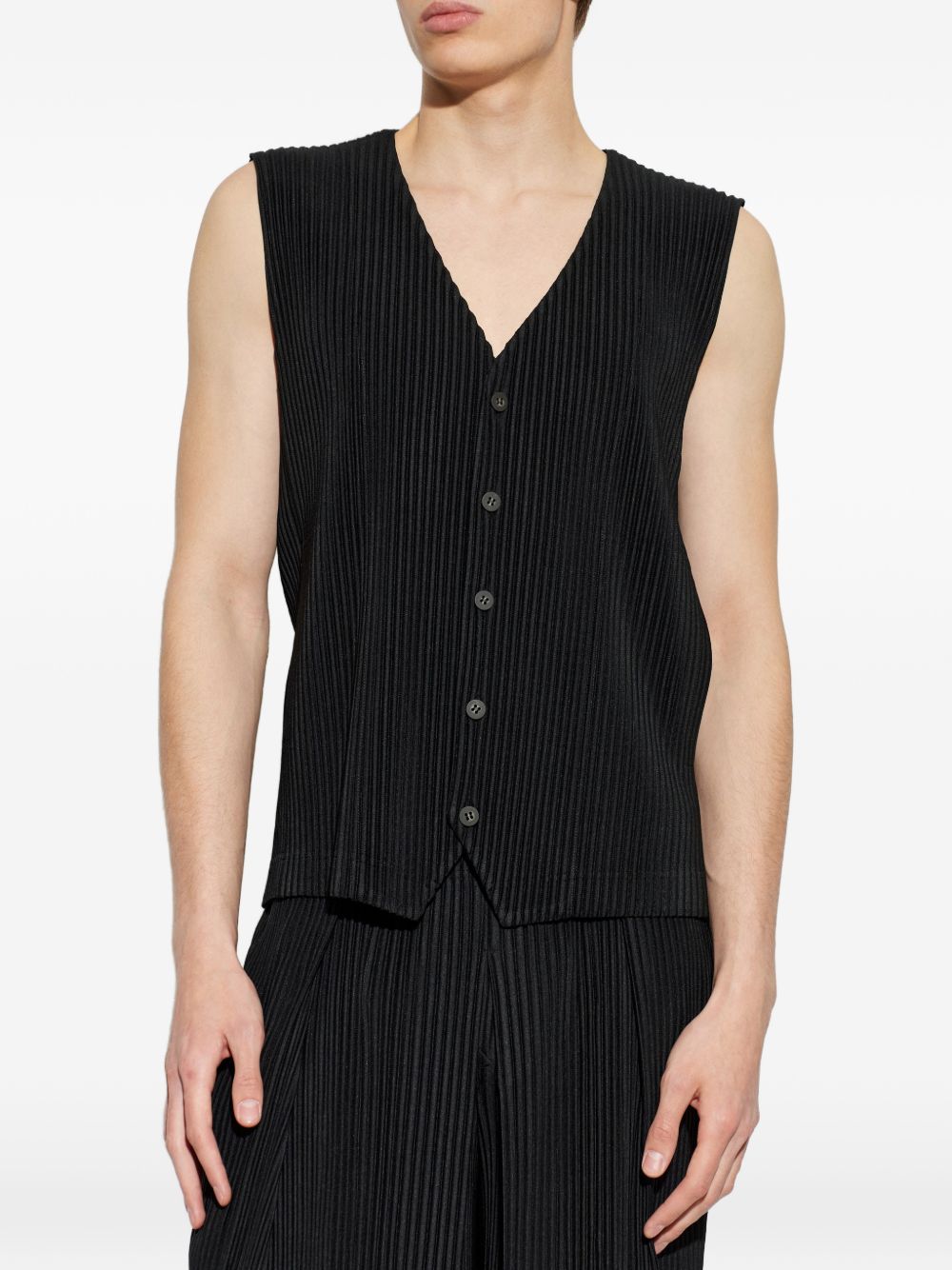 Homme Plisse' Issey Miyake Men Pleated V-Necked Vest