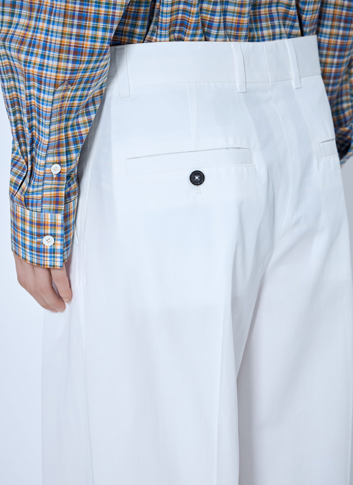 Toteme Women Single Pleat Cotton Trousers TOTEME