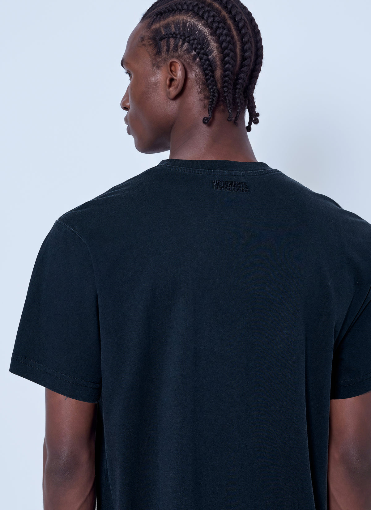 Vetements Men Classic Logo Regular T-Shirt VETEMENTS