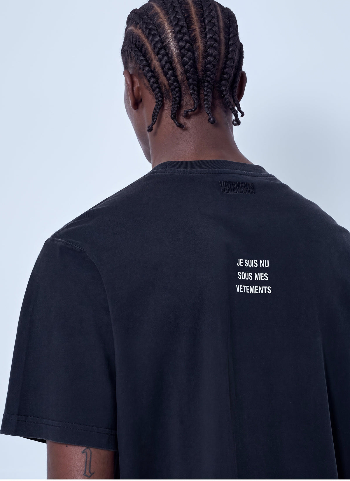 Vetements Men I Am Naked Under My Clothes Regular Fit T-Shirt VETEMENTS