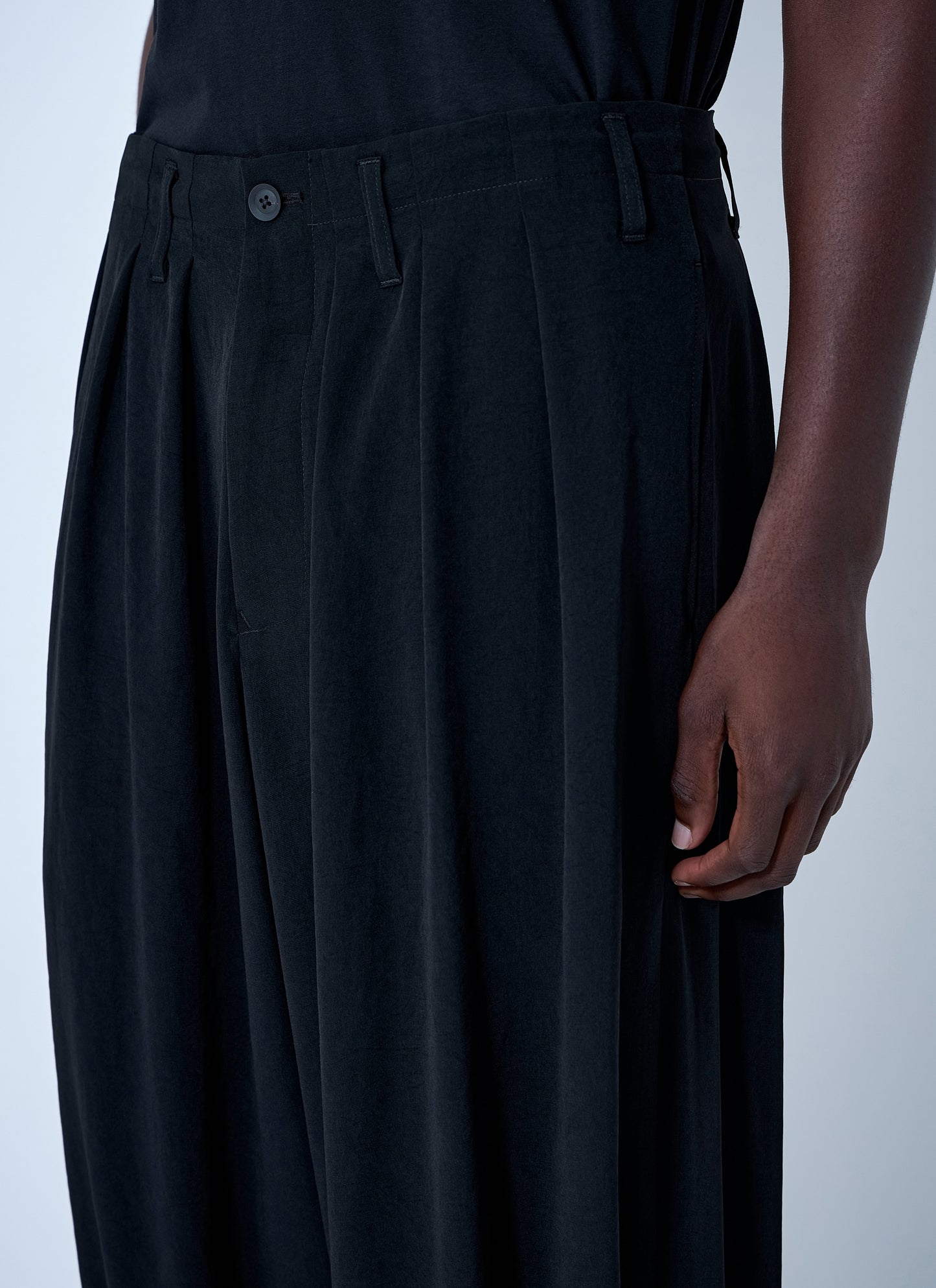 Yohji Yamamoto Men Pleated Drop-Crotch Trousers YOHJI YAMAMOTO