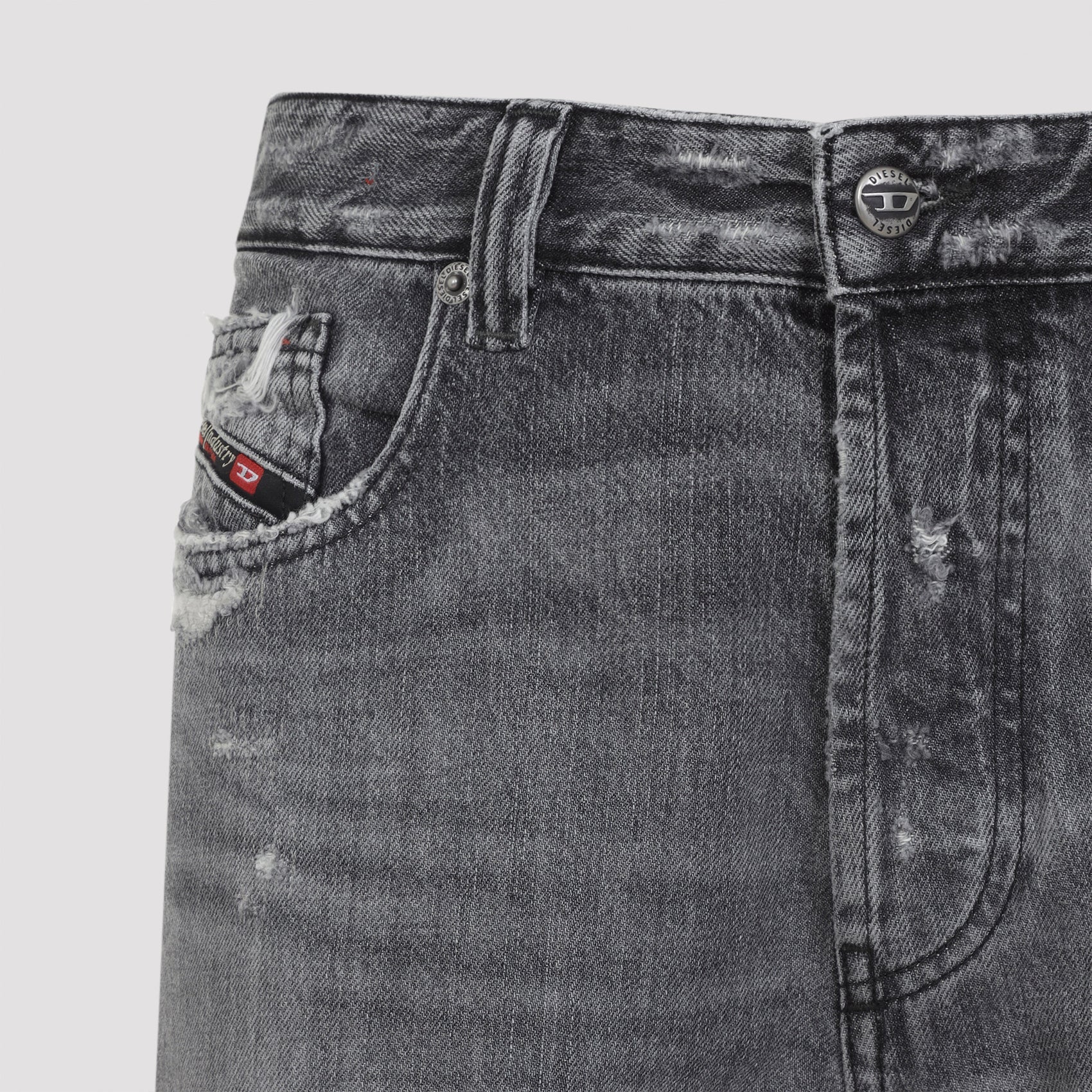 Diesel 1988 D-Ark Jeans Women DIESEL