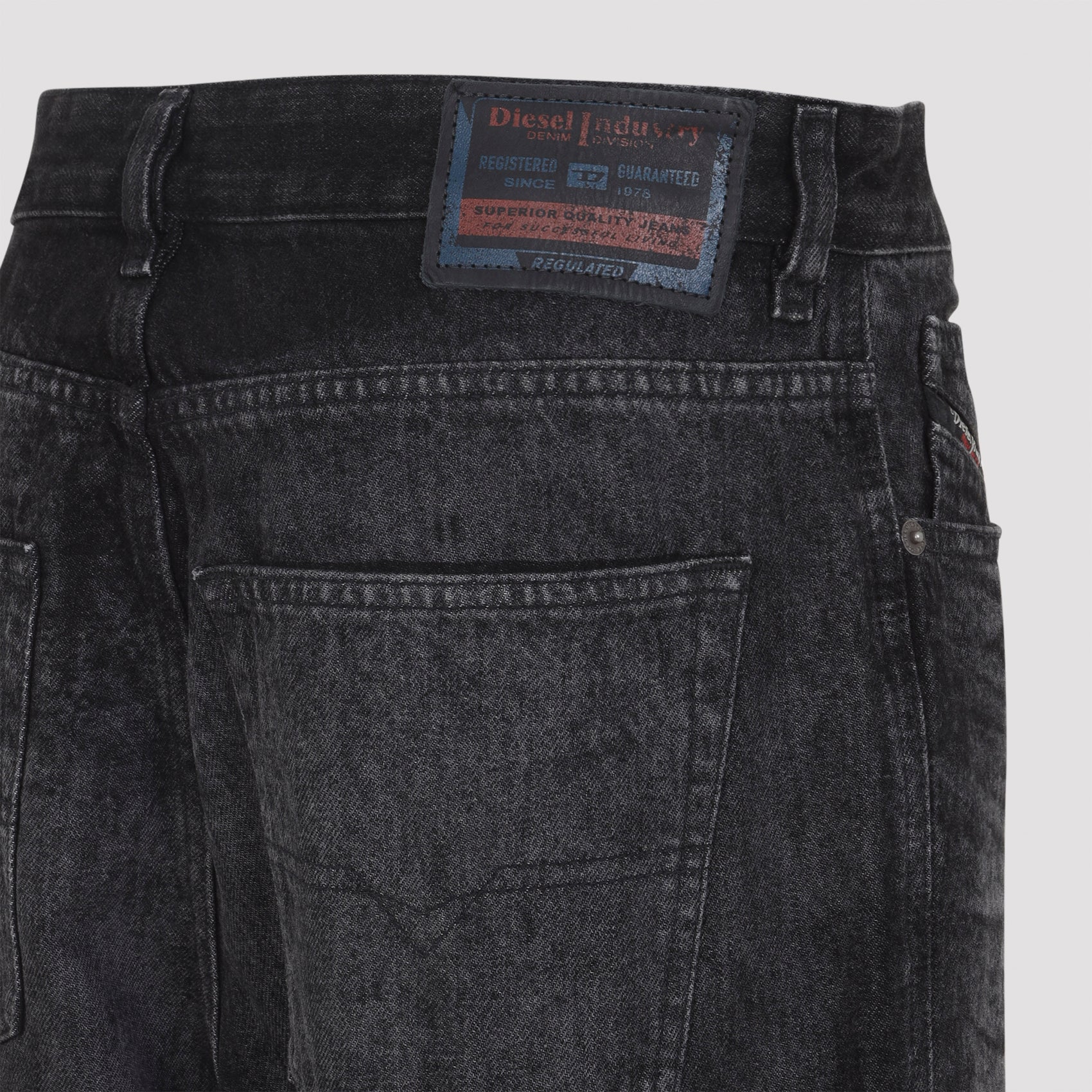Diesel 1996 D-Sire Jeans Women DIESEL