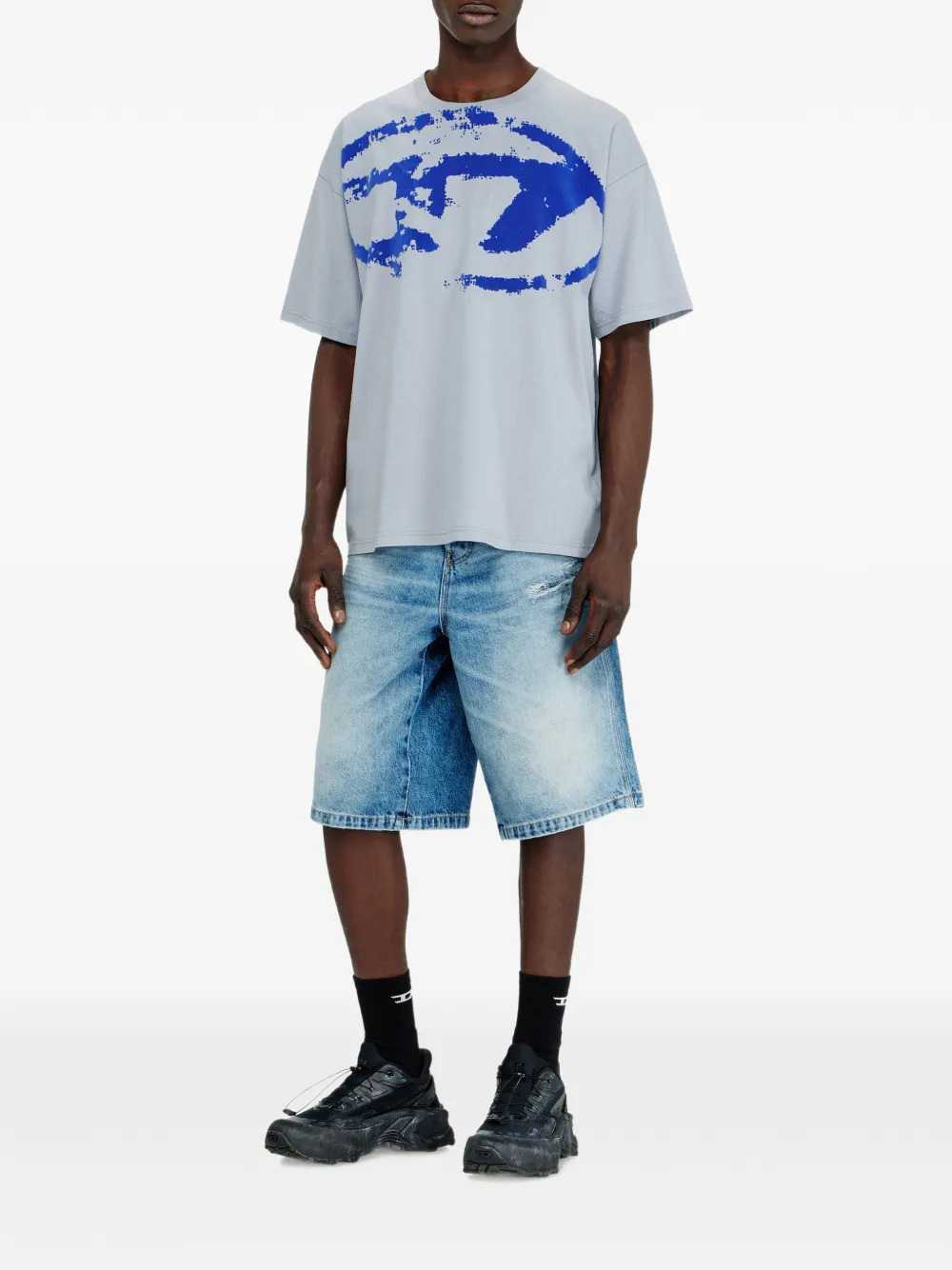 Diesel Men Distressed-Effect T-Shirt With Flocked Logo DIESEL