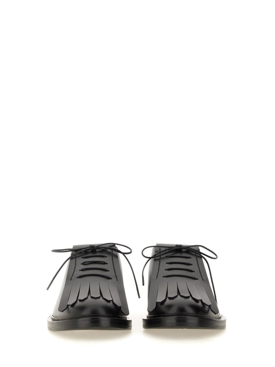 Max Mara Women Leather Derby. MAX MARA