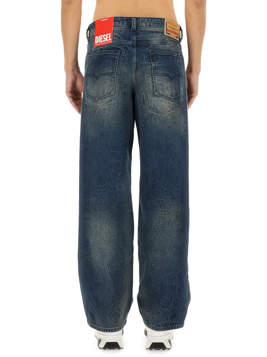 Diesel Men "2001 D-Macro-Fsg1" Jeans DIESEL