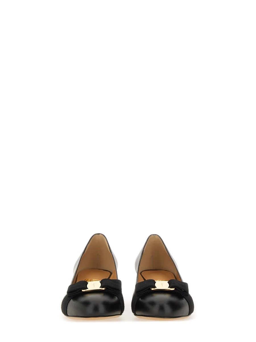 Ferragamo Women Leather "Vara" Shoe FERRAGAMO