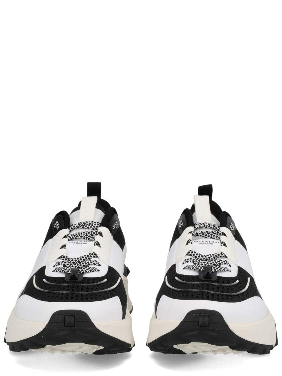 Valentino Garavani Men "True Act" Sneaker VALENTINO GARAVANI