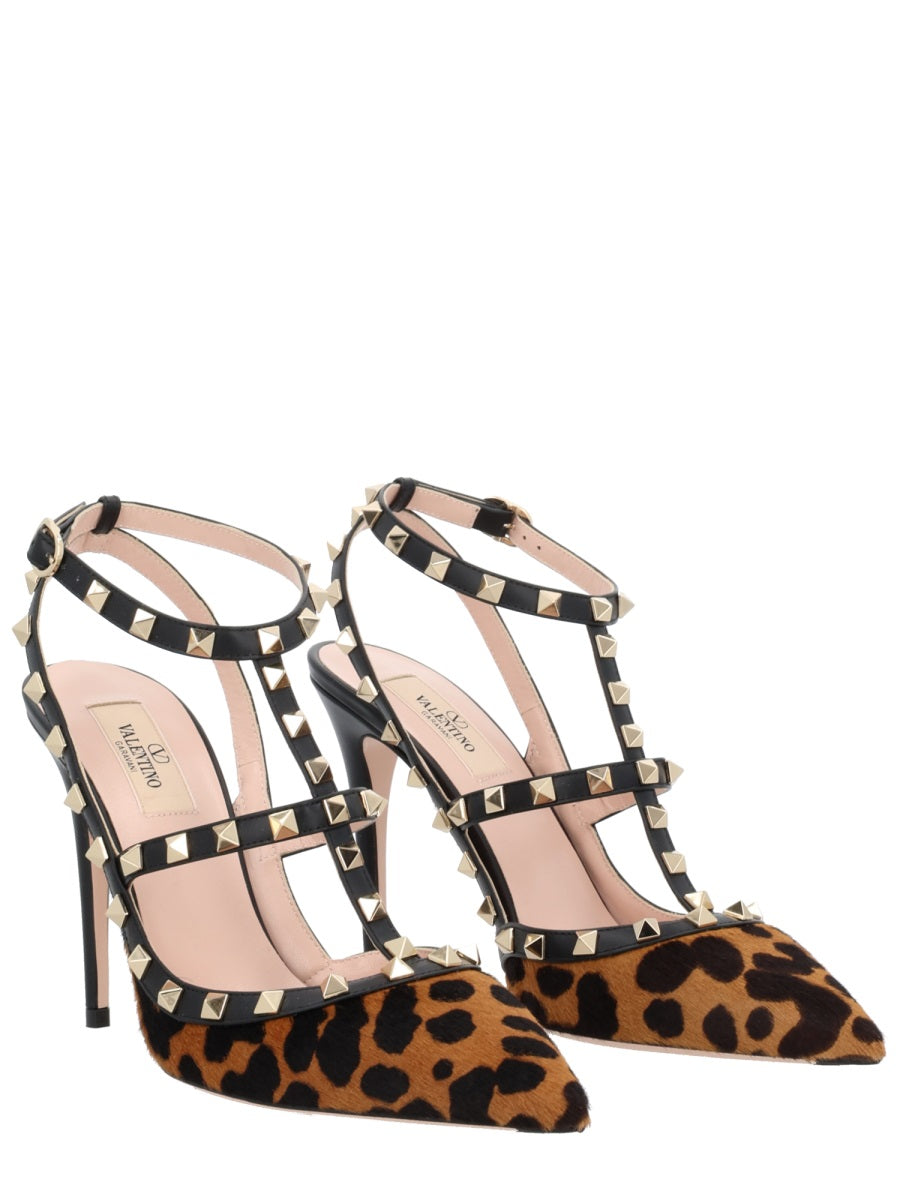 Valentino Garavani Women "Rockstud" Pumps VALENTINO GARAVANI