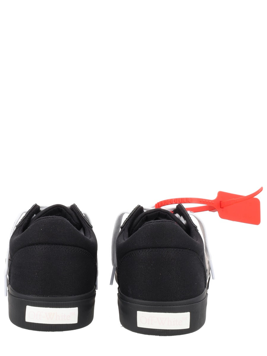 Off-White Men Sneaker "Vulc Low" OFF-WHITE