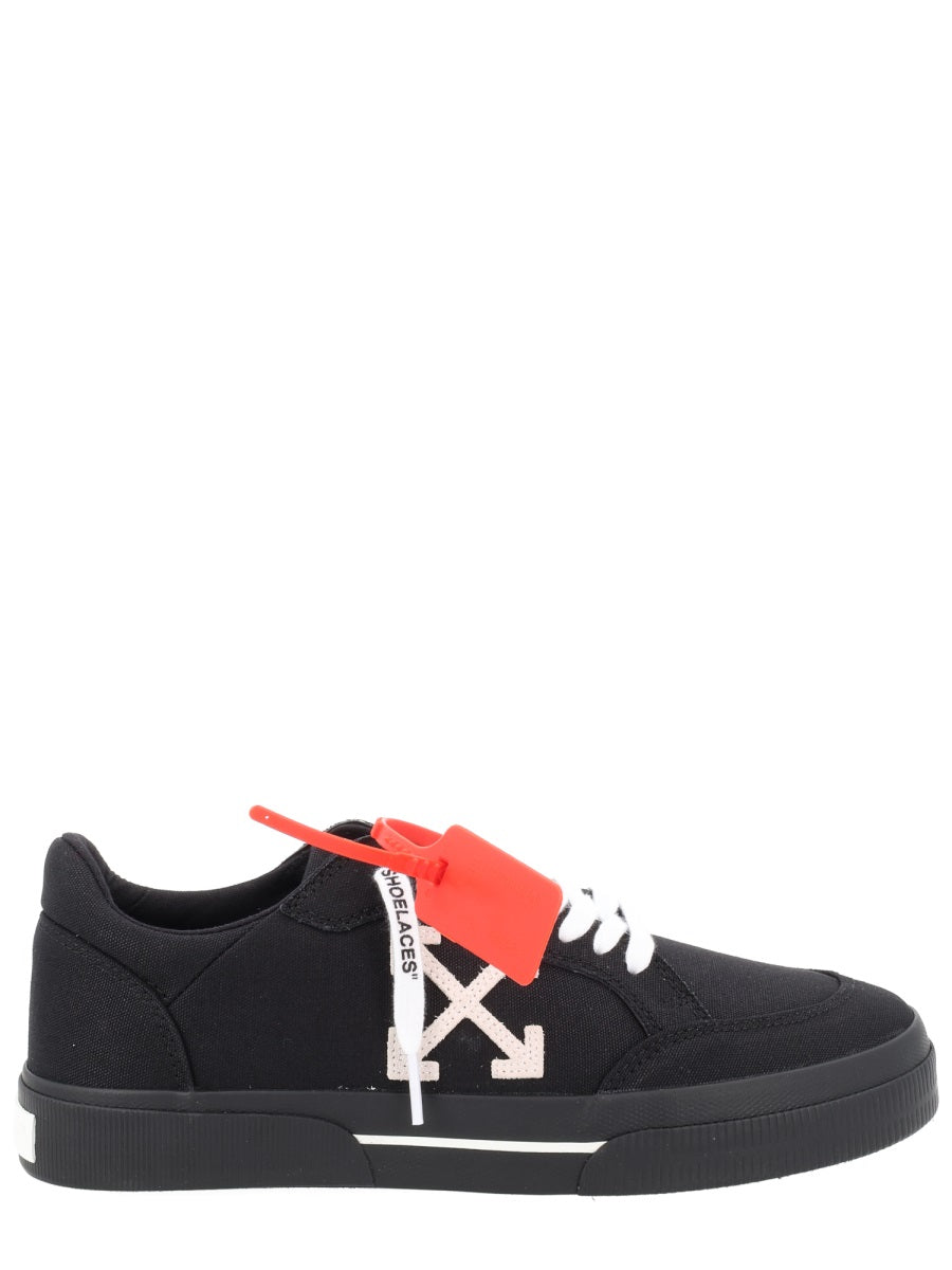 Off-White Men Sneaker "Vulc Low" OFF-WHITE