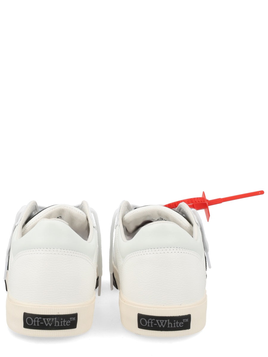 Off-White Men Sneaker "Vulc Low" OFF-WHITE