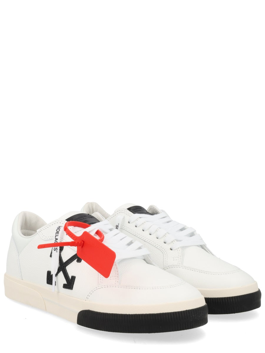 Off-White Men Sneaker "Vulc Low" OFF-WHITE