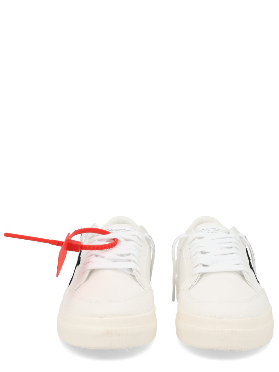 Off-White Men Sneaker "Vulc Low" OFF-WHITE
