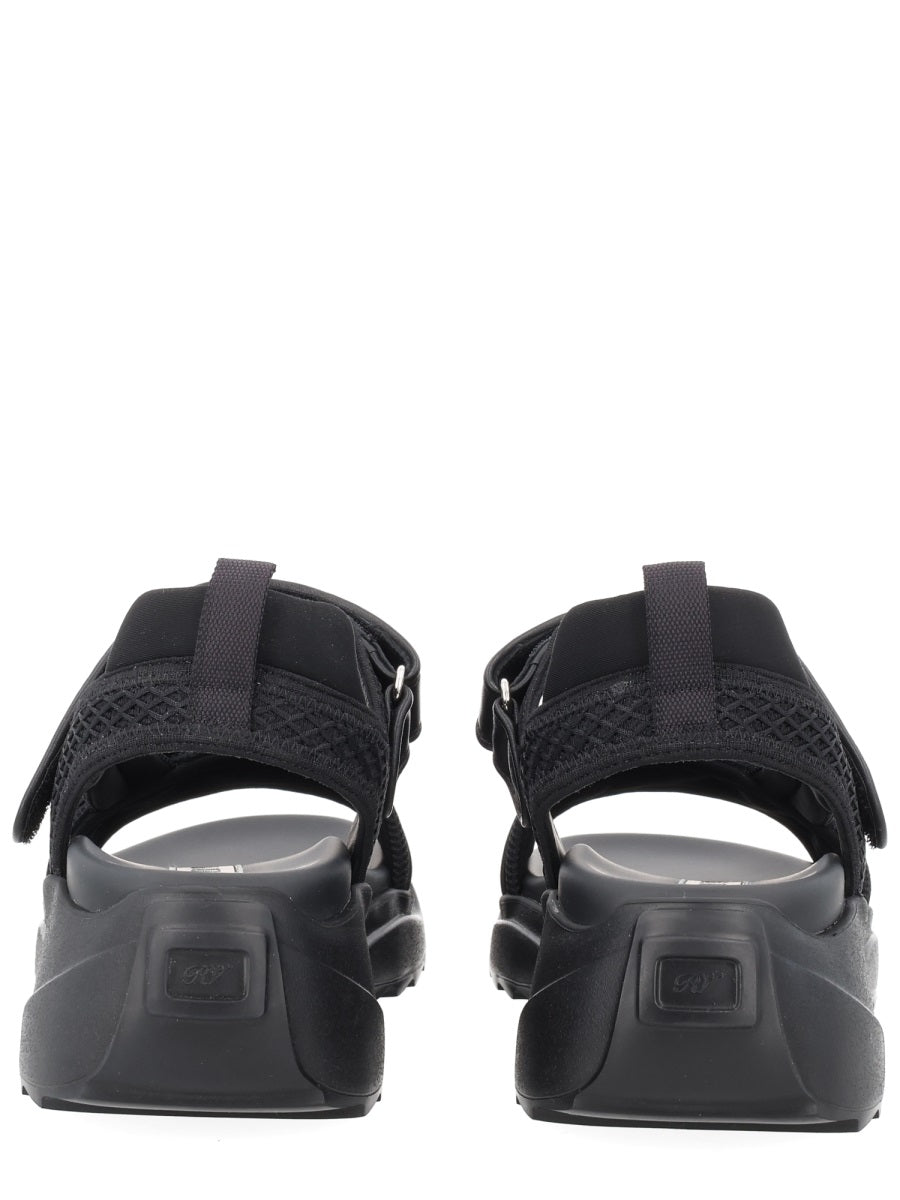 Roger Vivier Women Sandalo "Viv On The Run" ROGER VIVIER