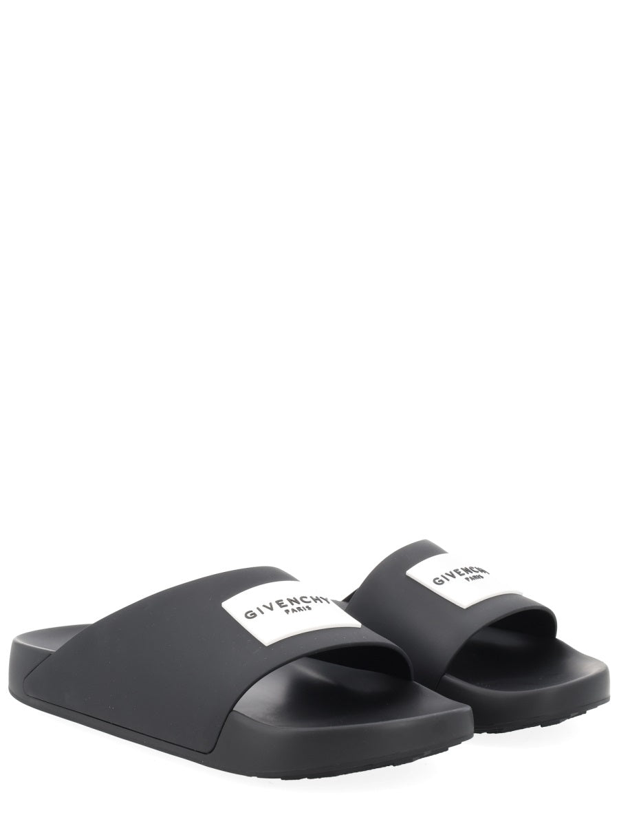 Givenchy Men Mule Piatta "Label Slide" GIVENCHY