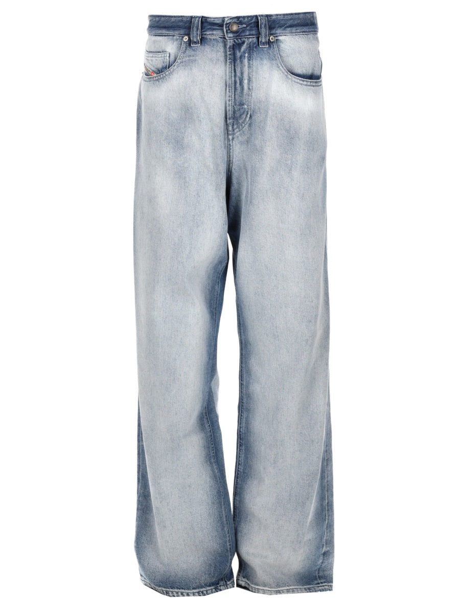Diesel Men Jeans "2001 D-Macro-Fsi2" DIESEL
