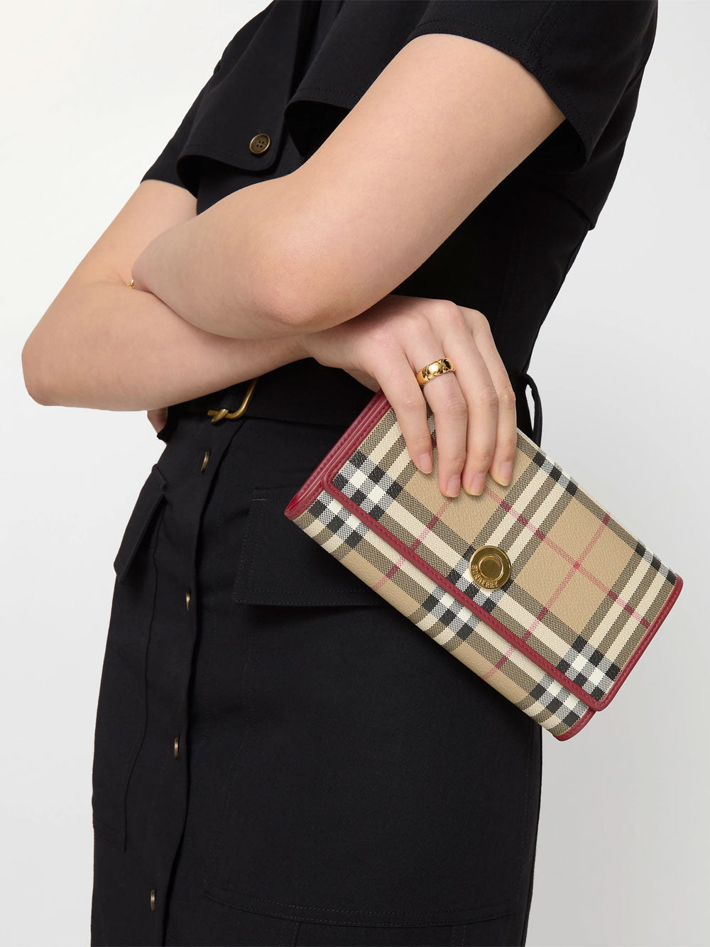 Burberry Women Check Chain Strap Wallet BURBERRY
