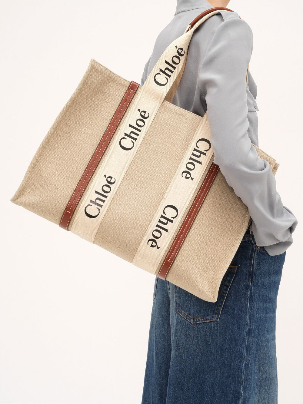 Chloe Women Large Woody Tote Bag In Linen CHLOE
